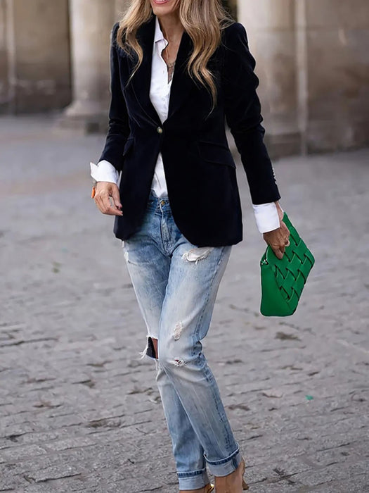 Luxe Velvet Blazer – Sleek, Sophisticated, and Effortlessly Chic