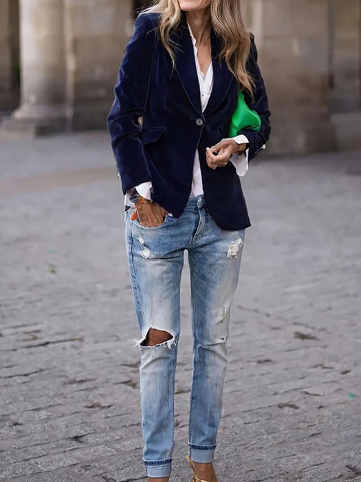 Luxe Velvet Blazer – Sleek, Sophisticated, and Effortlessly Chic