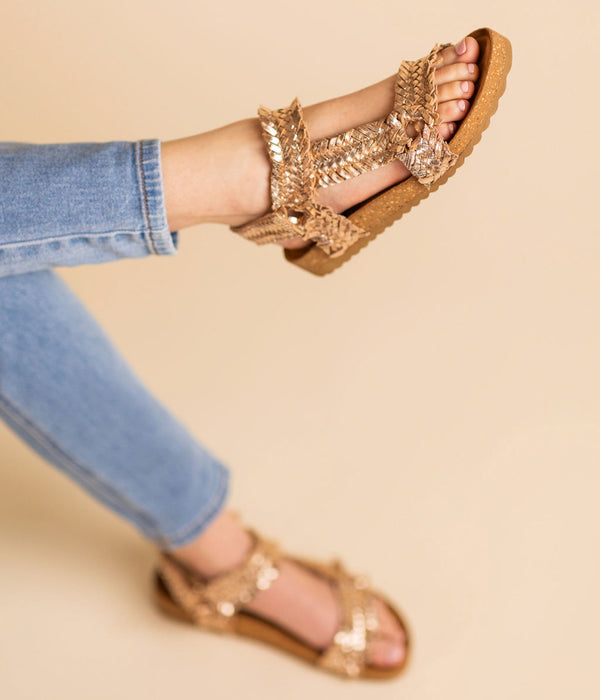 The Everyday Woven Sandal in Champagne