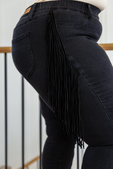 Side Fringe Skinny Jegging In Black